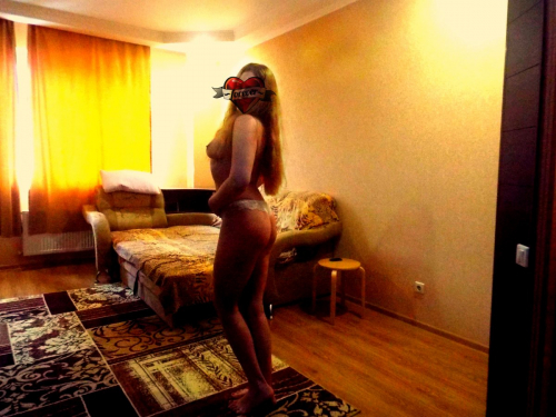 Проститутка Питера Кристи Блондинка c 3 размером груди у метро Волковская Санкт-Петербург Фото-3