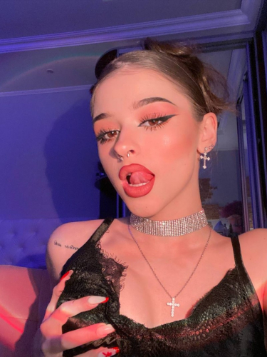 Проститутка Питера Вера  Шатенка c 1 размером груди у метро Лиговский проспект Санкт-Петербург Фото-3